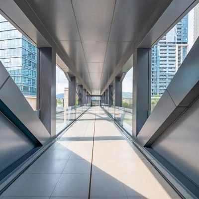 the-corridor-8GESTM3.jpg